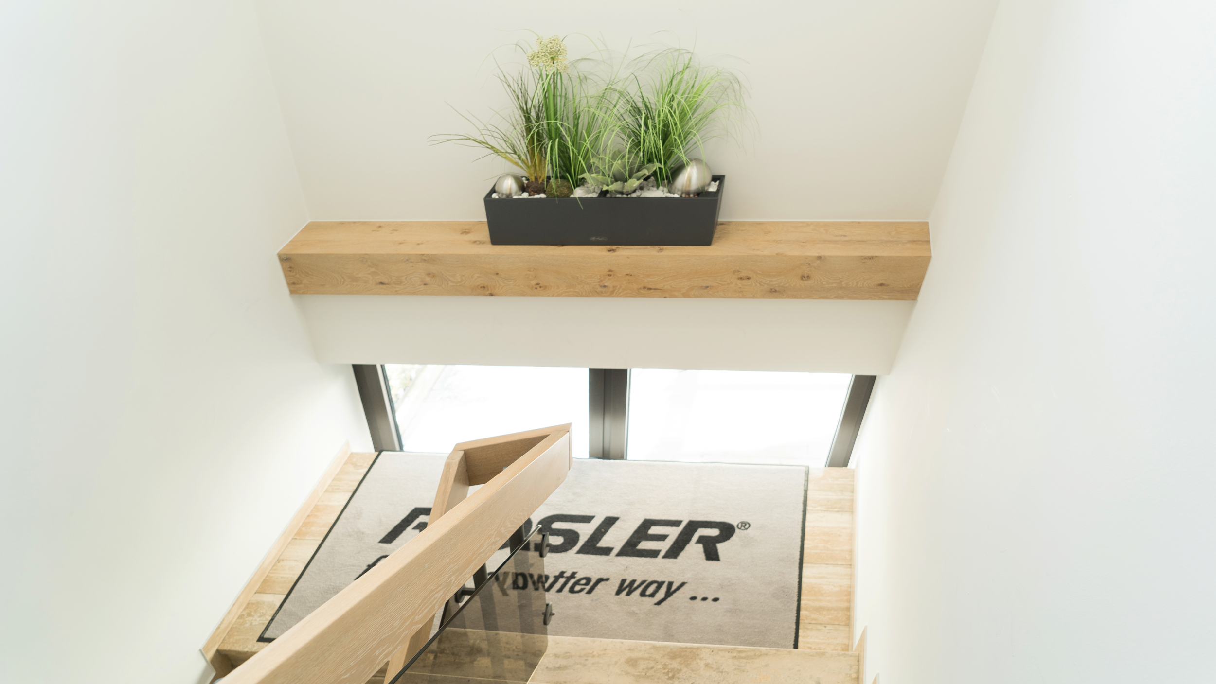 Treppengeländer und Fensterbank Eiche